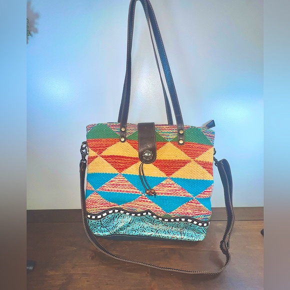 EUC Myra Bag multicolored geometric patterned canvas tote bag - Picture 2 of 6